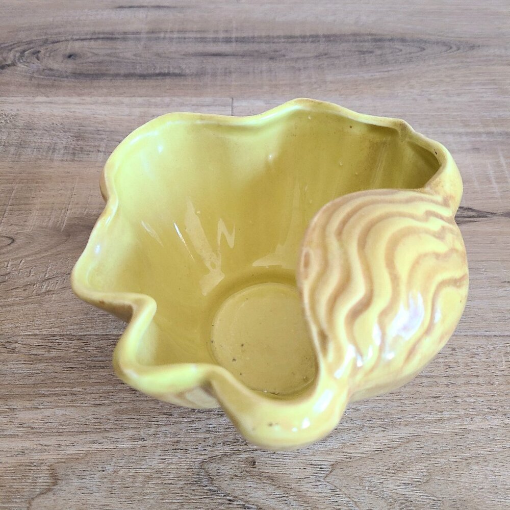 Vintage 1980s ceramic yellow planter. Vintage decor.